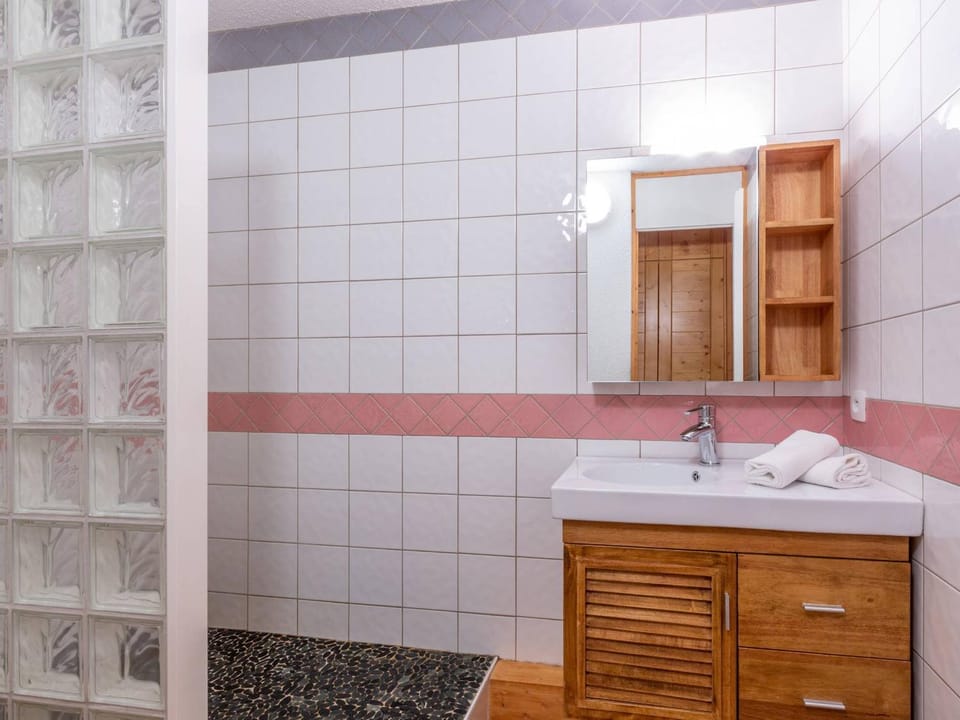 Duplex cosy 2 chambres, balcon, proche commerces et remontées, accepte animaux - FR-1-356-362 Apartment in Les Avanchers-Valmorel