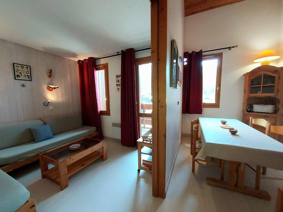 Duplex 47m² à Valmorel, Animaux Admis, Balcon, Proche Pistes - FR-1-356-365 Apartment in Les Avanchers-Valmorel