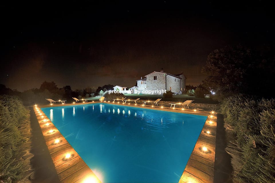 Swimming pool, Swimming pool