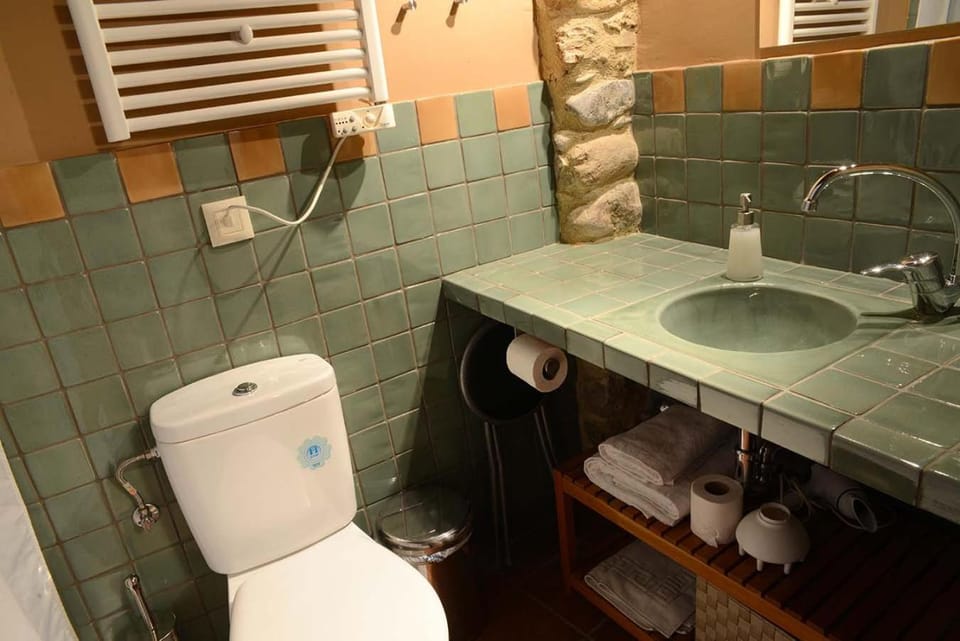 Toilet, Bathroom