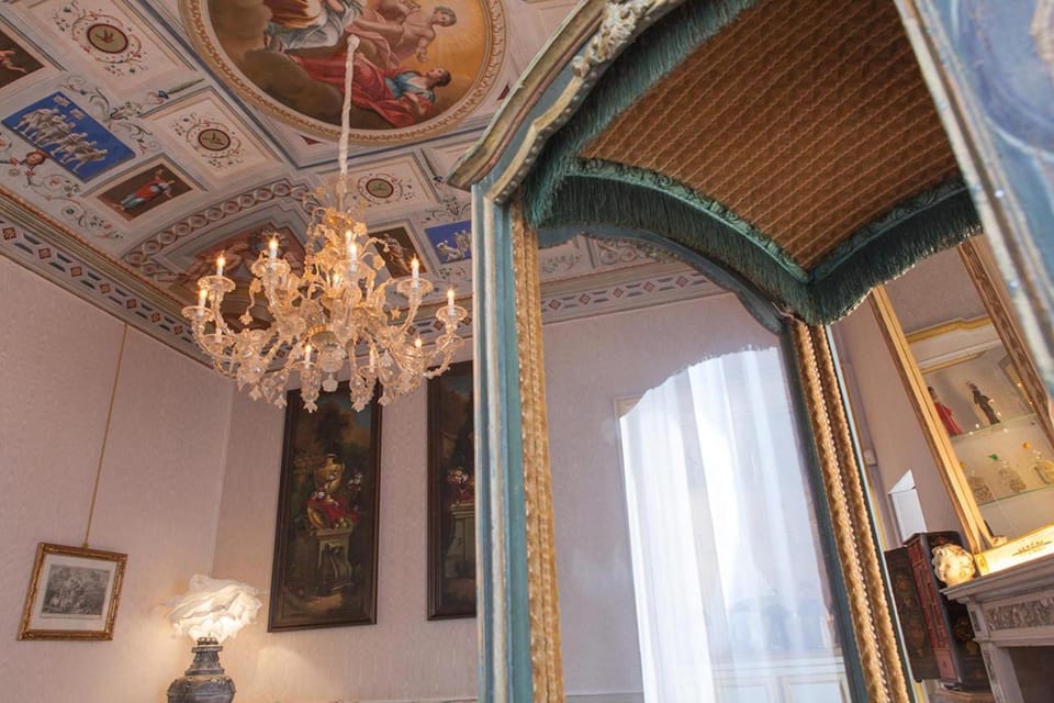 MarcheAmore - Stanze della Contessa, Luxury Flat with private courtyard Apartment in Fermo