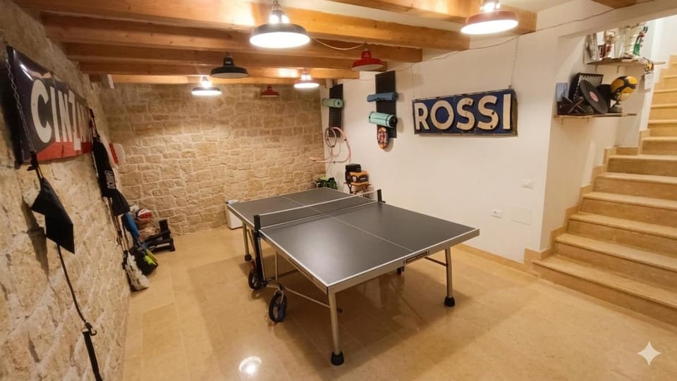 Table tennis