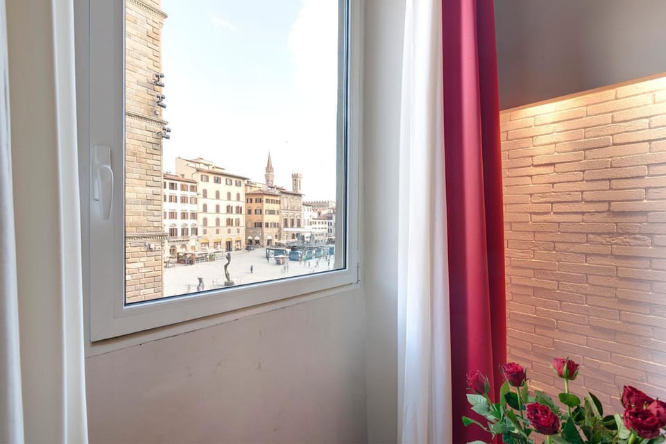 Piazza Signoria View Apartment in Florence
