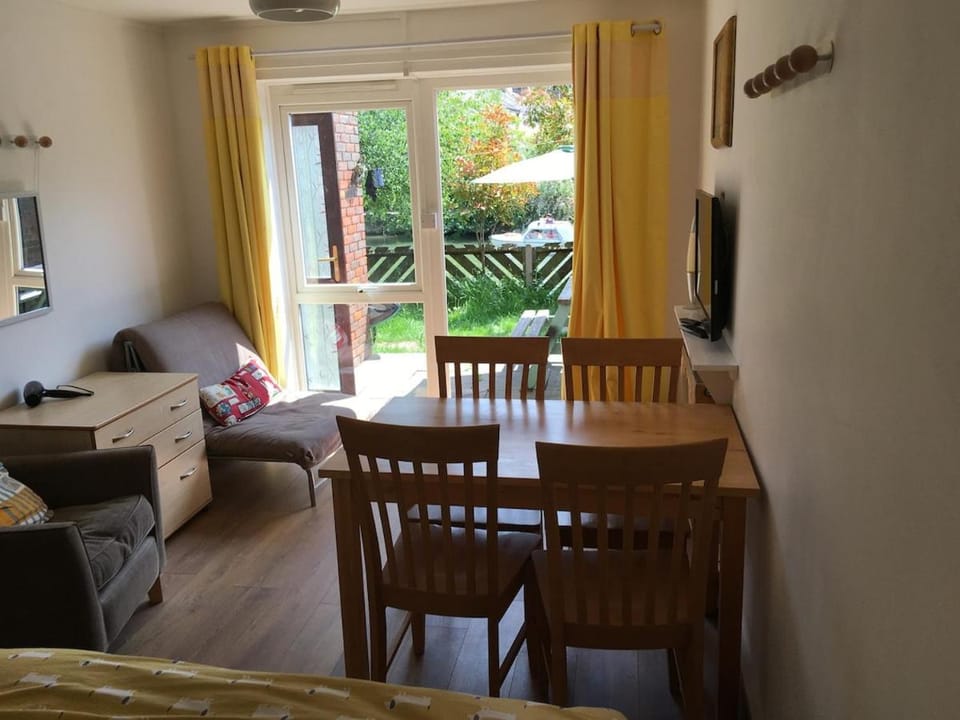 The River Flat Apartment in Oxford