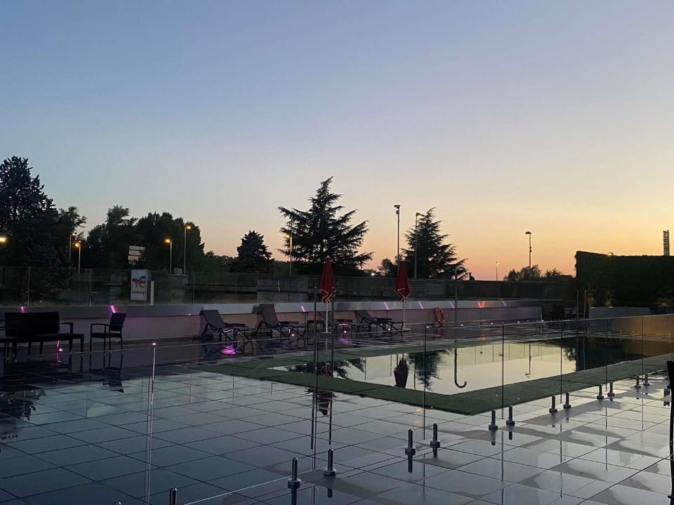 Pool view, Swimming pool