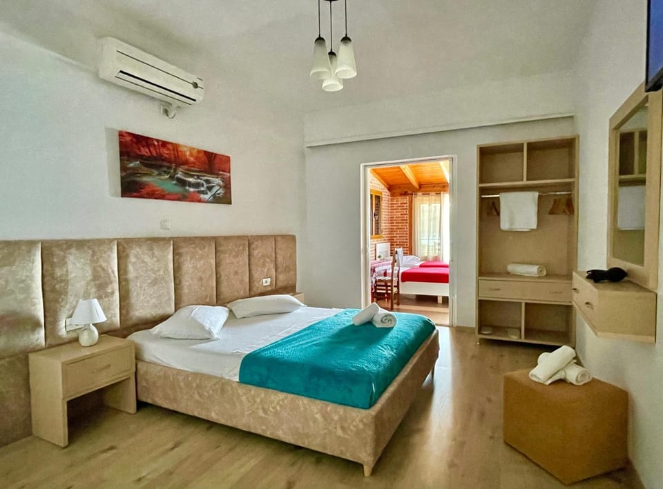 Lazaris kwstas Rooms Apartment in Vlorë County, Albania