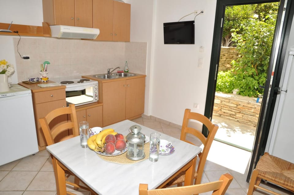 Handakas Studios Apartment in Decentralized Administration of the Aegean