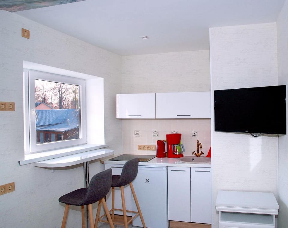 TV and multimedia, View (from property/room), Kitchen or kitchenette