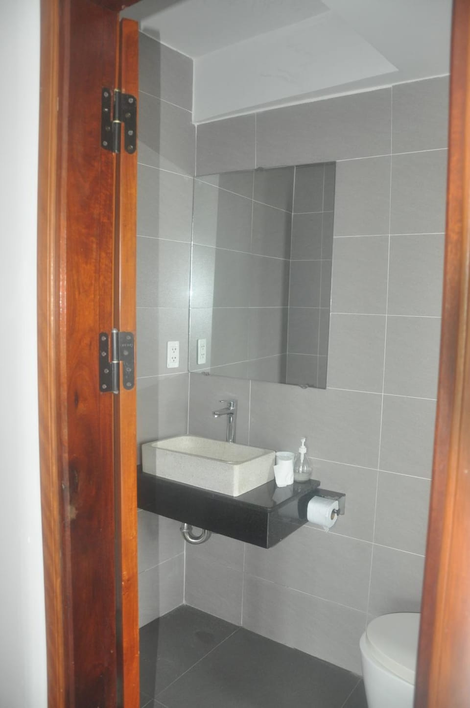 Autumn Bay Retreat Hotel in Hoi An