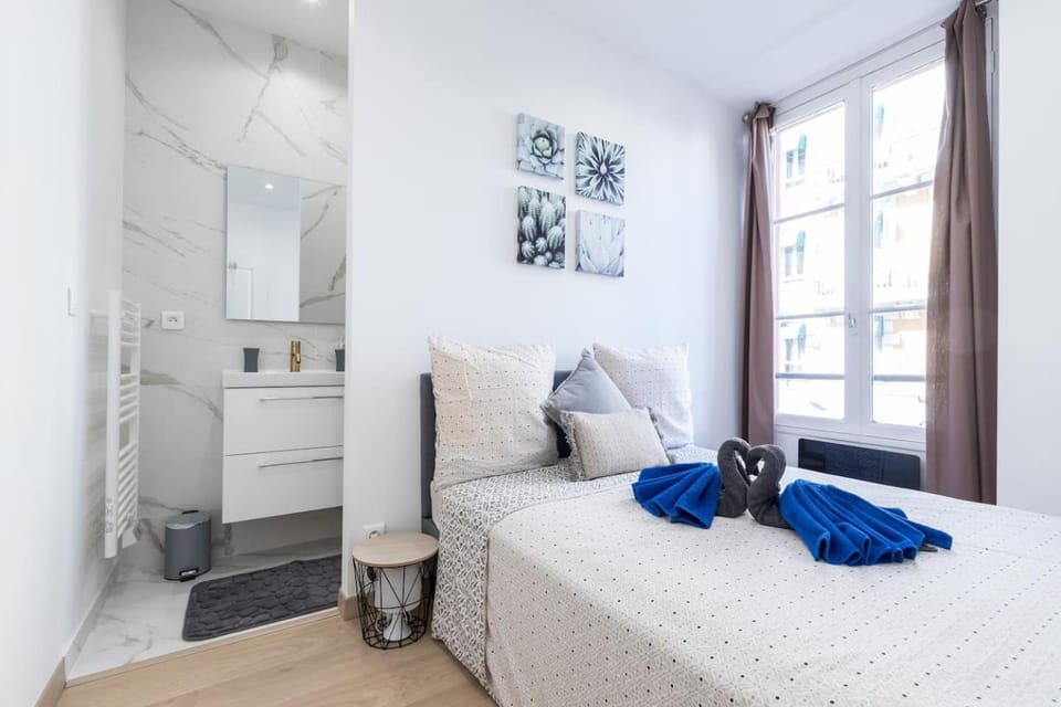 Historical Apartment Hyper Center Apartment in Nice