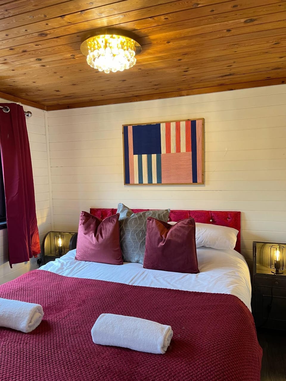 Otter 2 Lodge - Private Hot Tub- Dog Friendly - Wiltshire-Bristol House in Warminster