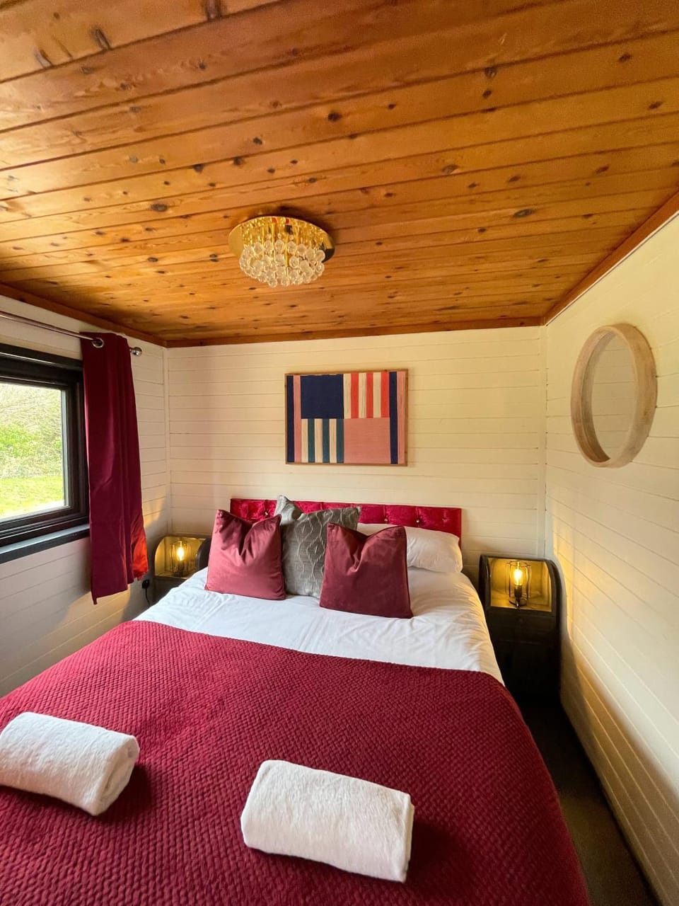 Otter 2 Lodge - Private Hot Tub- Dog Friendly - Wiltshire-Bristol House in Warminster