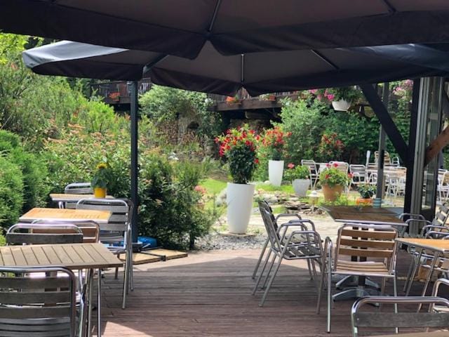 Le Sentier des Arches Hotel in Auvergne-Rhône-Alpes