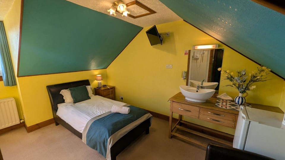 Lyndon Guest House Bed and Breakfast in Inverness