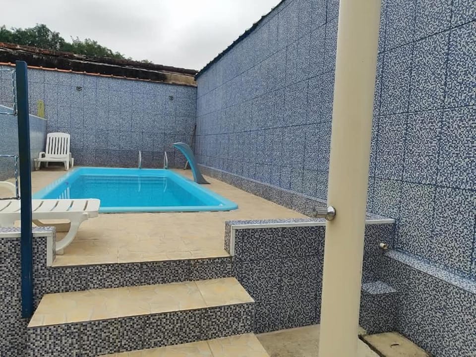 Casa Ubatuba Com Piscina House in Ubatuba