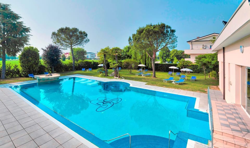 Garden, Garden, Hot Spring Bath, Swimming pool, Open Air Bath