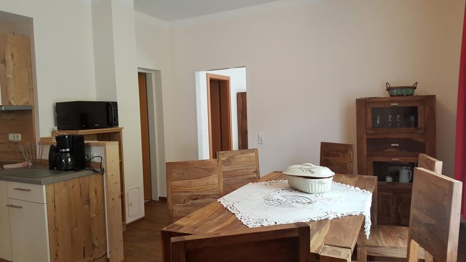 Appartement Juns Apartment in Tyrol