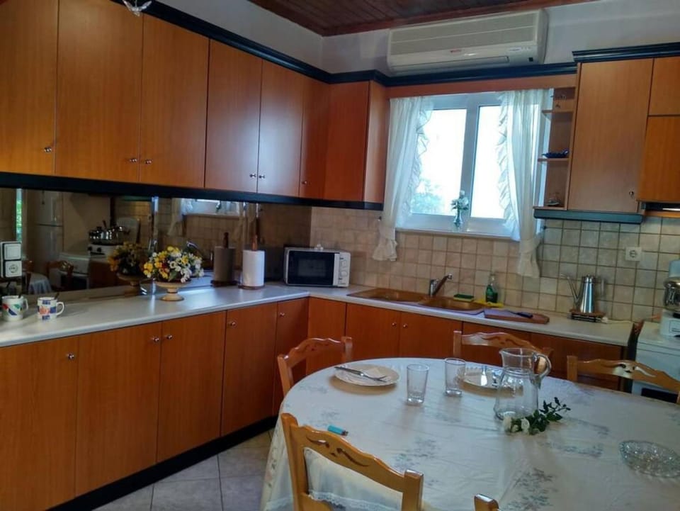 Aggelos House in Kalamitsi House in Lefkada, Lefkada Municipality, Greece