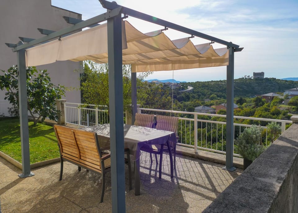 Day, Balcony/Terrace