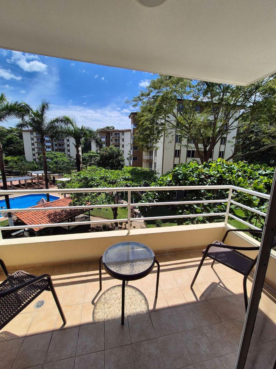 Jacó getaway, pool, beach and surf Apartment in Jaco