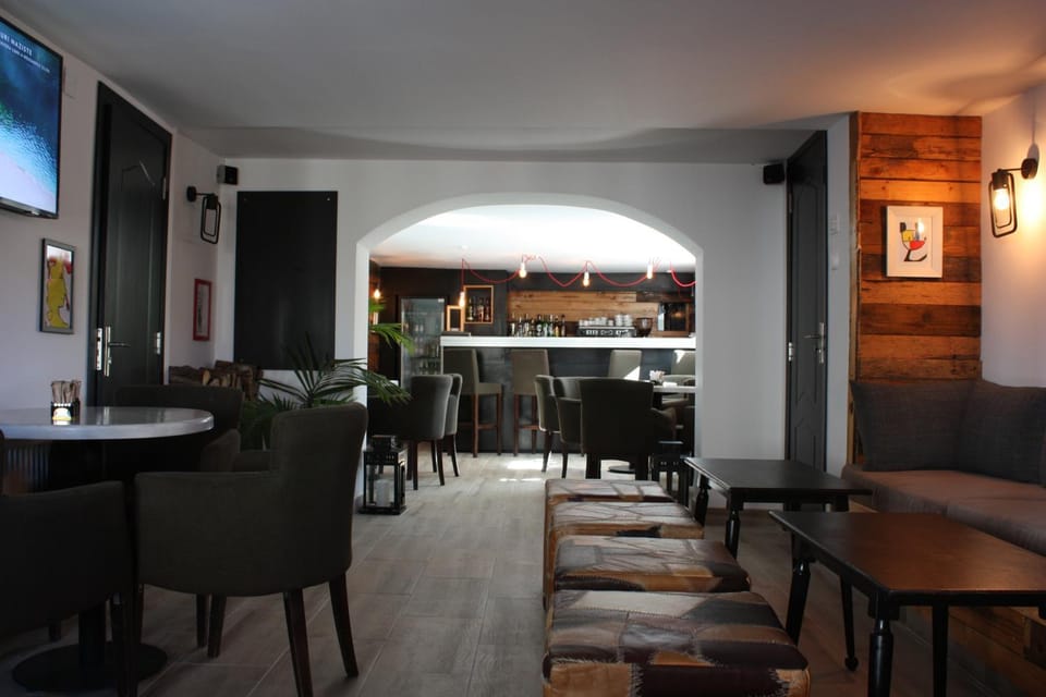 Vila Bellmont Bed and Breakfast in Prahova, Romania