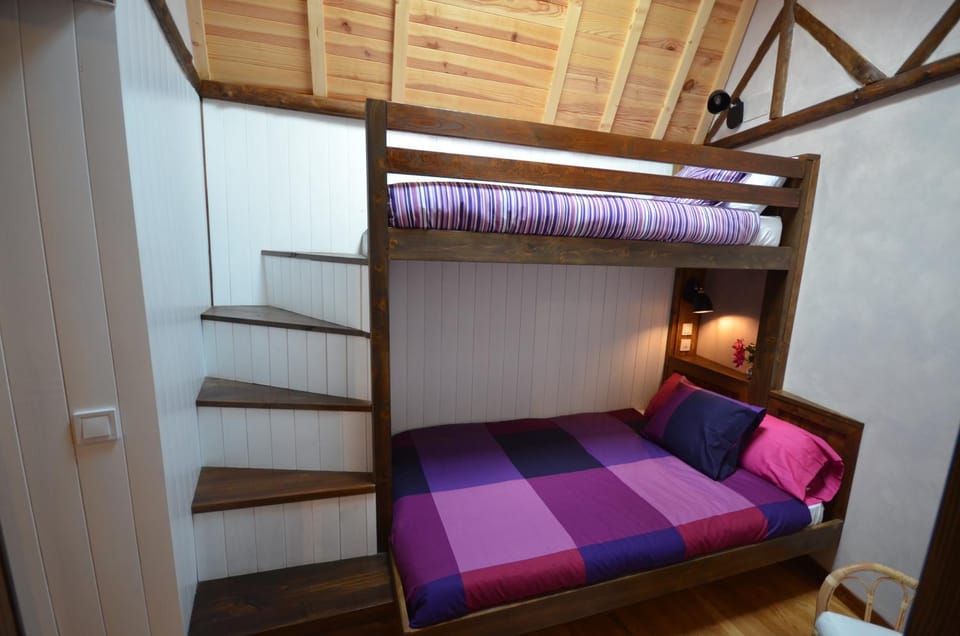 bunk bed