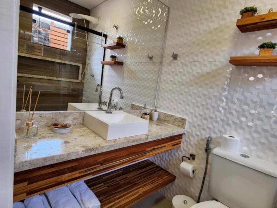Rei dos Mares Suítes - by Easy Hotéis Bed and Breakfast in State of São Paulo