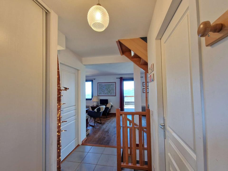Chalet rénové pour 9 pers avec animaux admis, St Michel de Chaillol - FR-1-393-132 Chalet in Provence-Alpes-Côte d'Azur