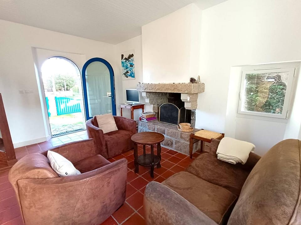 Maison 3* à 100m de la plage de Tourony, Trégastel - Jardin, BBQ, TV, Mezzanine, Parking - FR-1-368-196 House in Trégastel