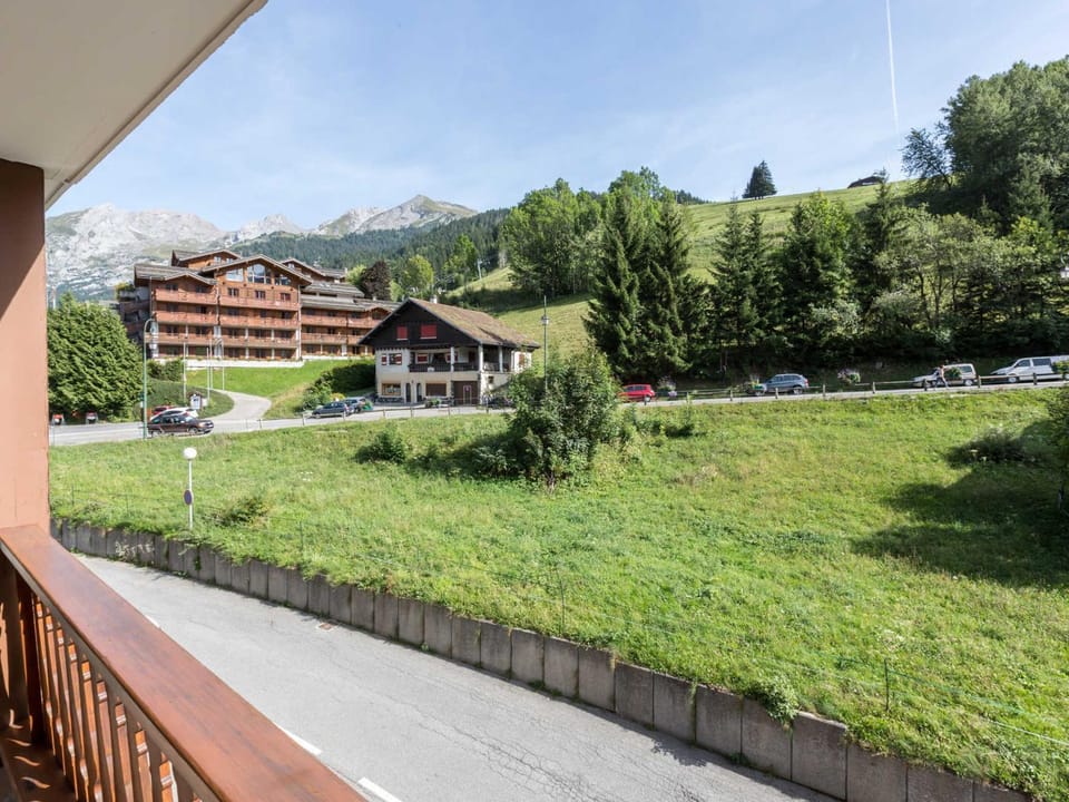 Appartement montagnard avec cheminée, animaux admis, proche pistes - FR-1-304-78 Apartment in La Clusaz