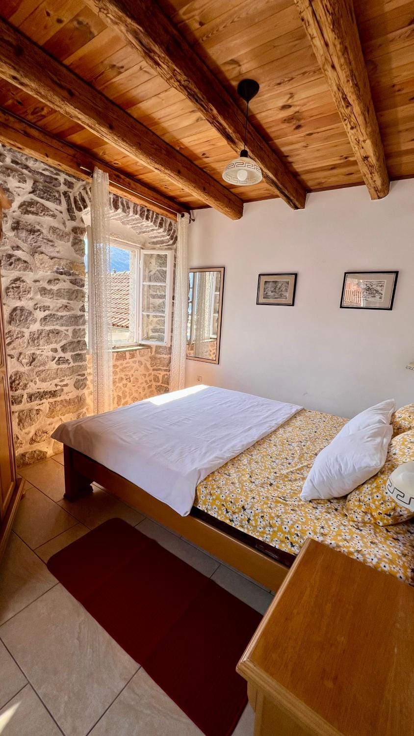 Apartments Gudco Apartment in Kotor Municipality