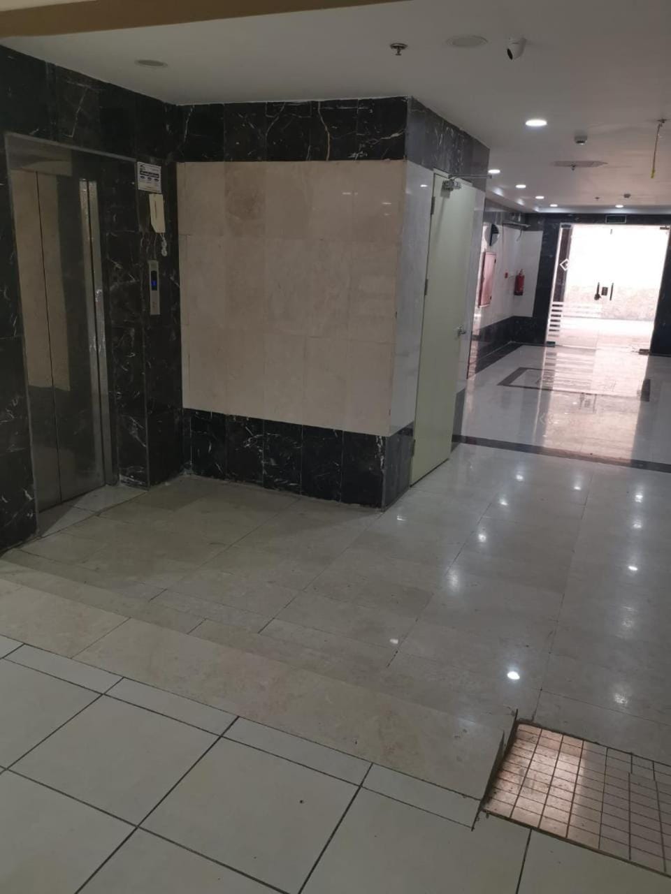 Property building, Lobby or reception