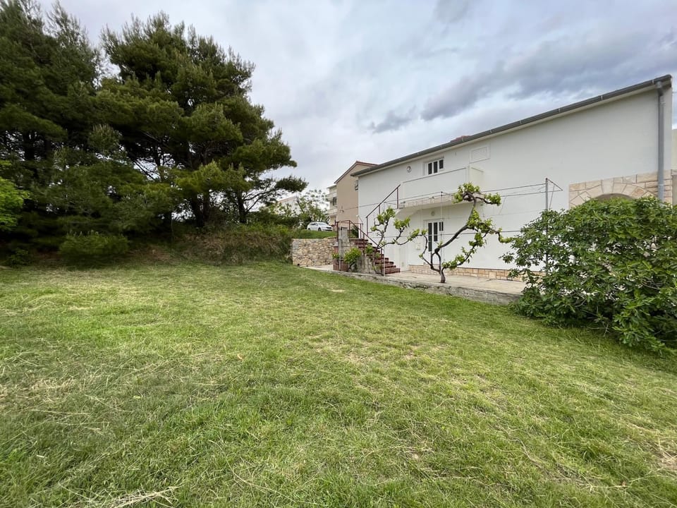 Property building, Garden, Garden