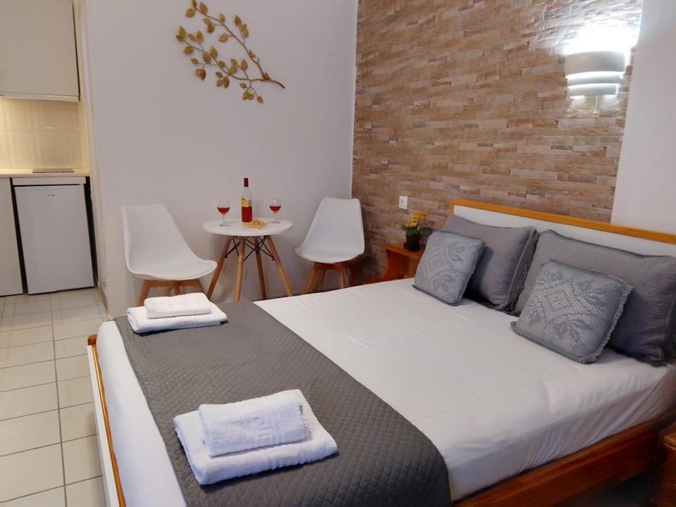 Studios Prevena Apartment in Milos