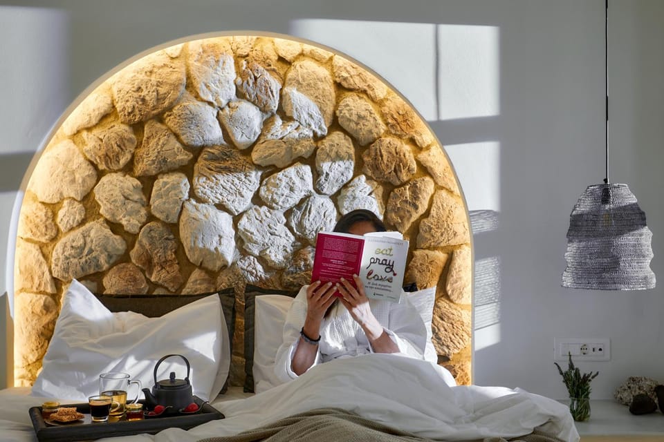 Bed, Decorative detail, Bedroom