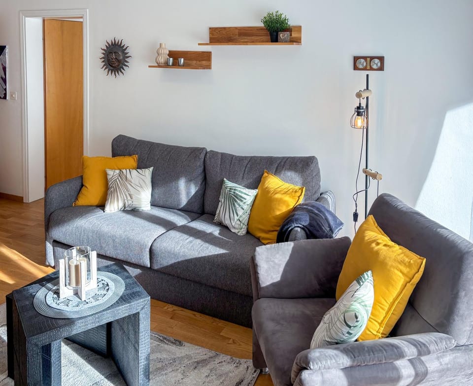 Große Wohnung mitten in St. Moritz am See Apartment in Saint Moritz