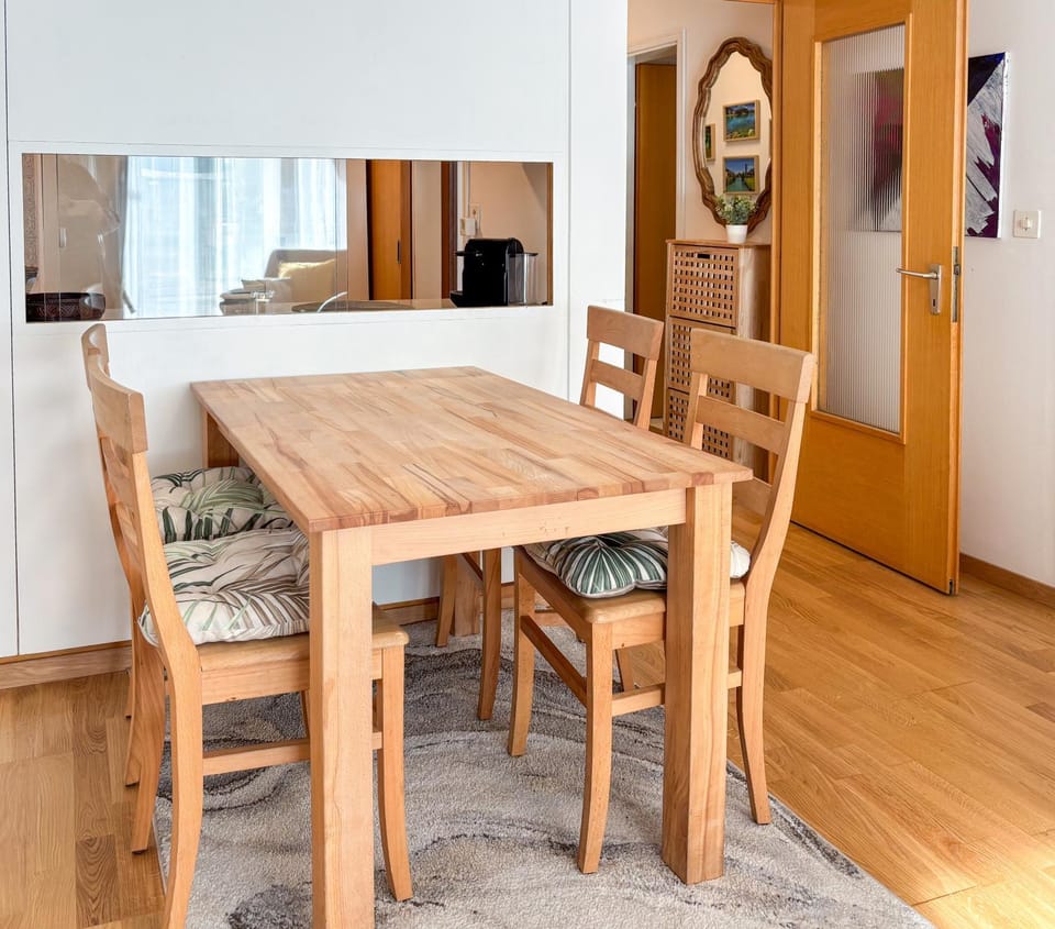 Große Wohnung mitten in St. Moritz am See Apartment in Saint Moritz