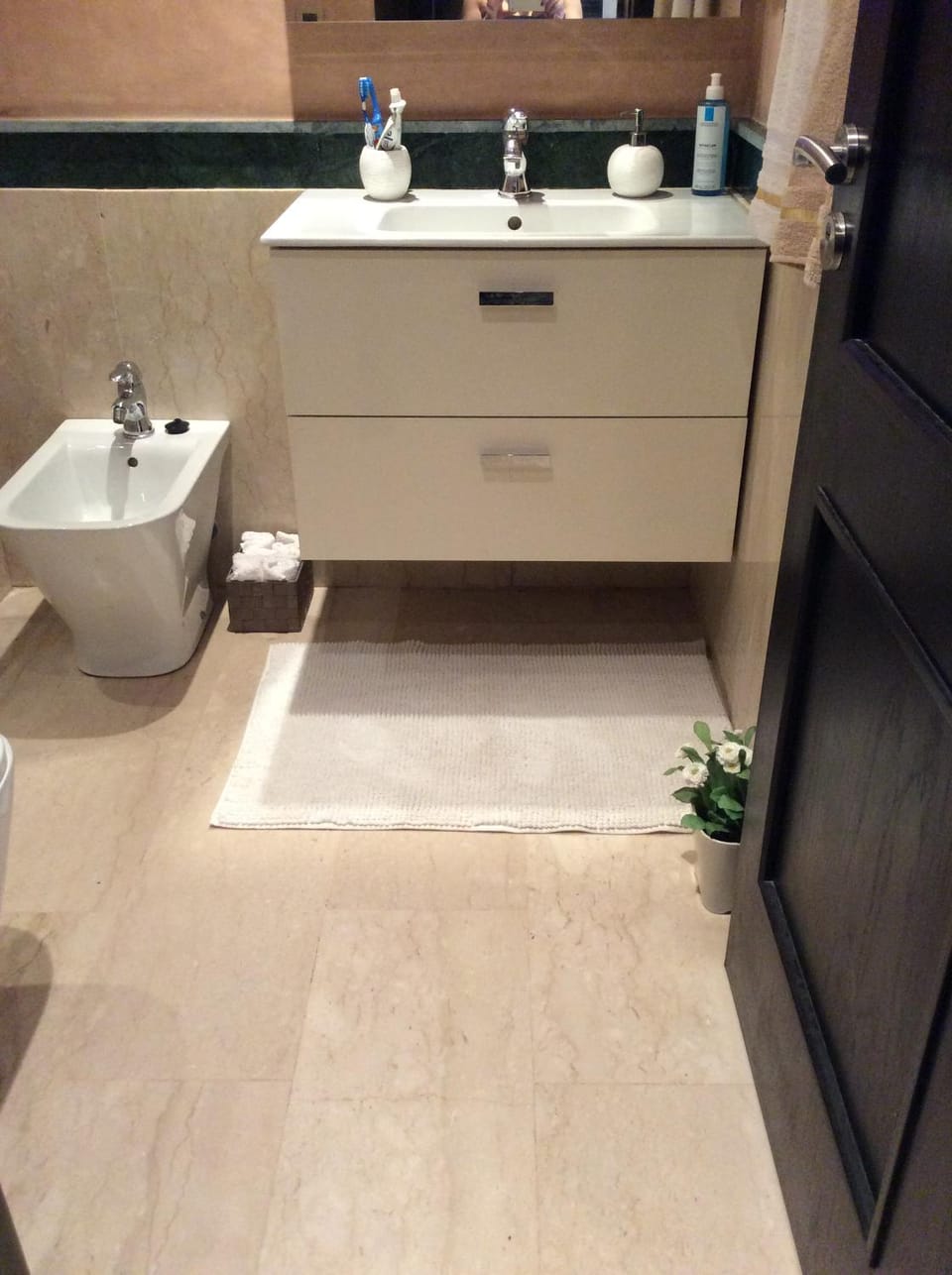 Bel appartement haut standing Apartment in Casablanca