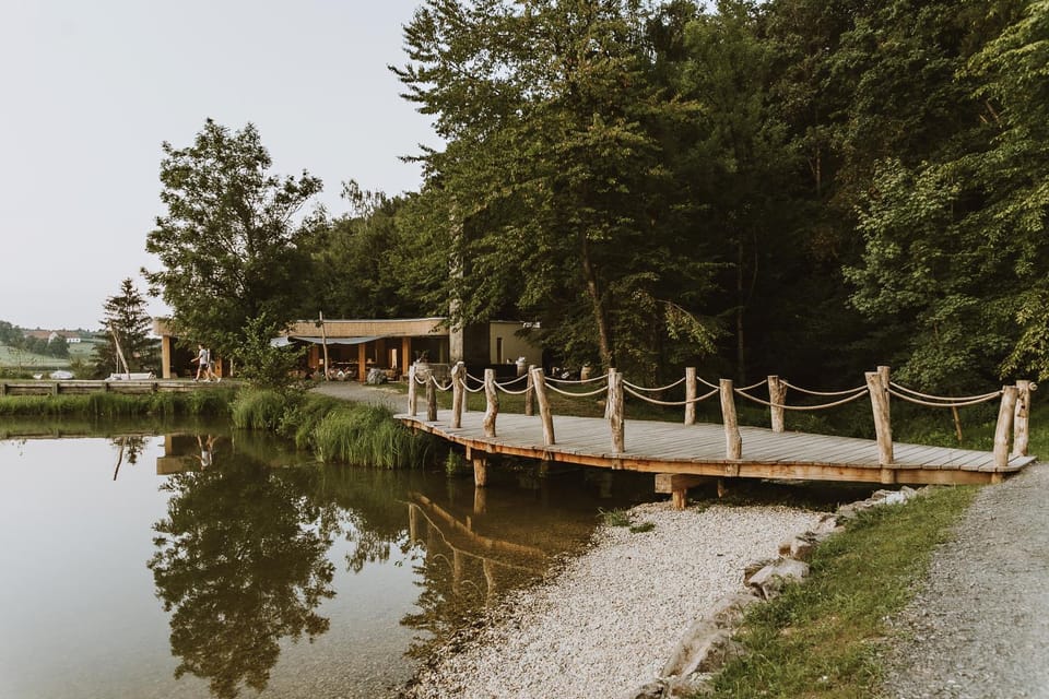 Property building, Restaurant/places to eat, Spring, Day, Natural landscape, Summer, Garden, Hiking, Autumn, On site, Lake view, Seasons, Time of day, Location, Sunrise, Sunset