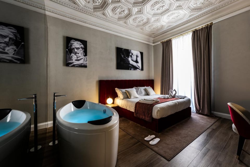 Nearby landmark, Bedroom, Landmark view, Bath