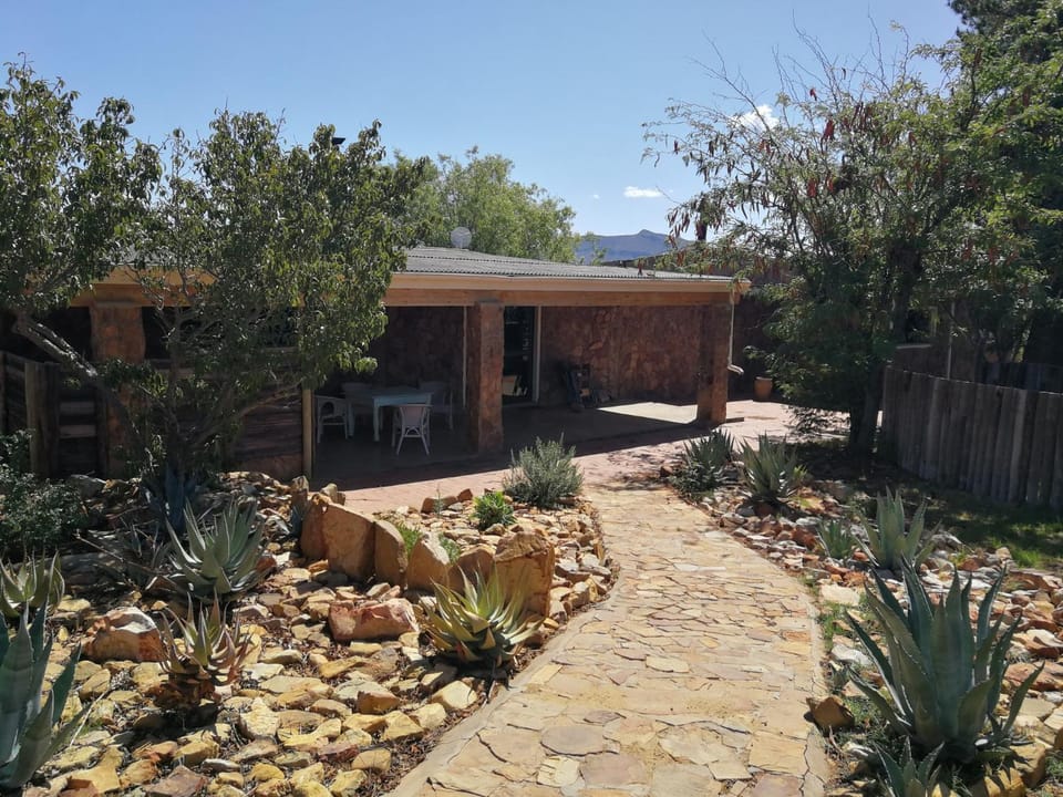 Property building, Garden, Garden view