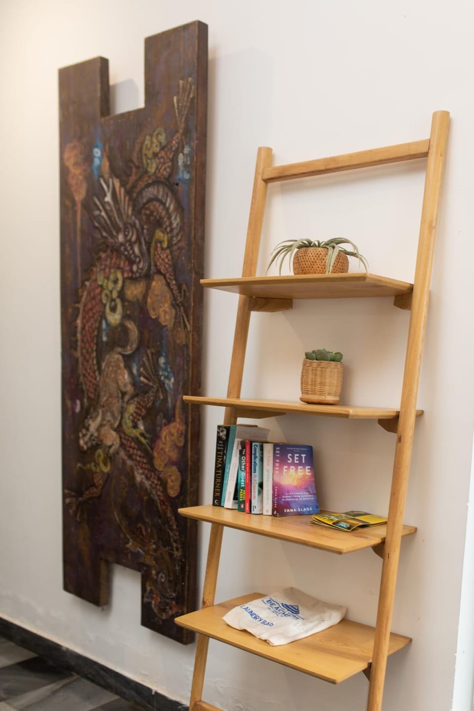 Library, Decorative detail