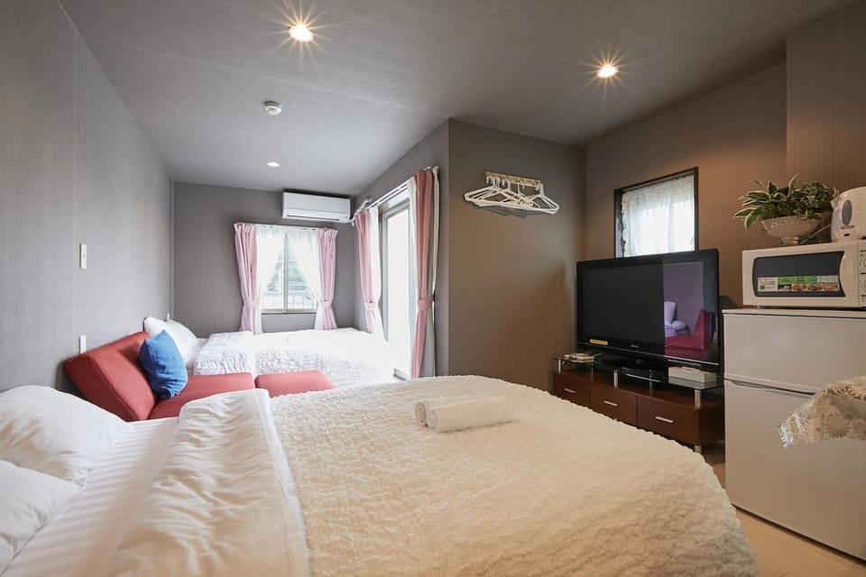 TV and multimedia, Photo of the whole room