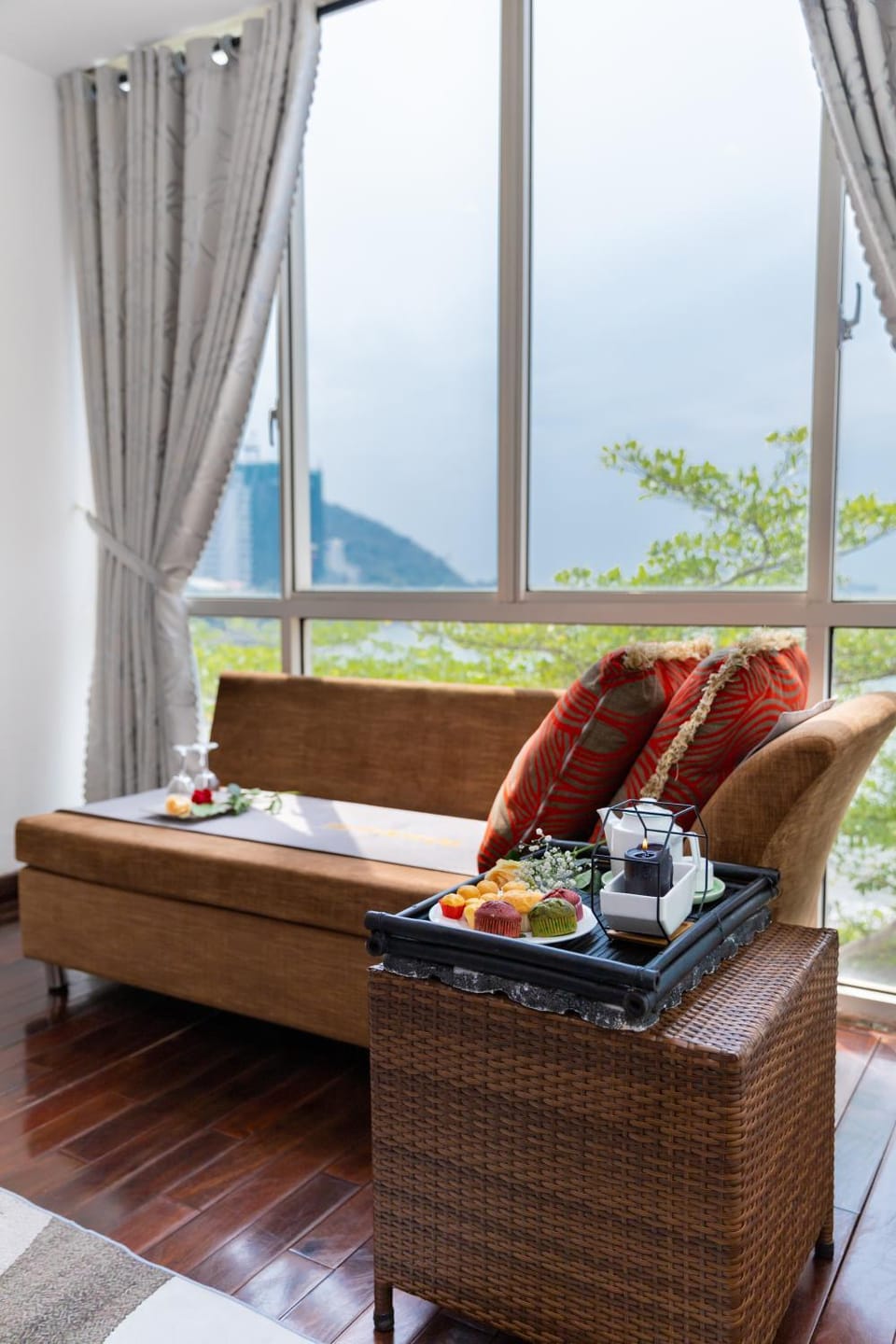 Seating area, Mountain view, Sea view