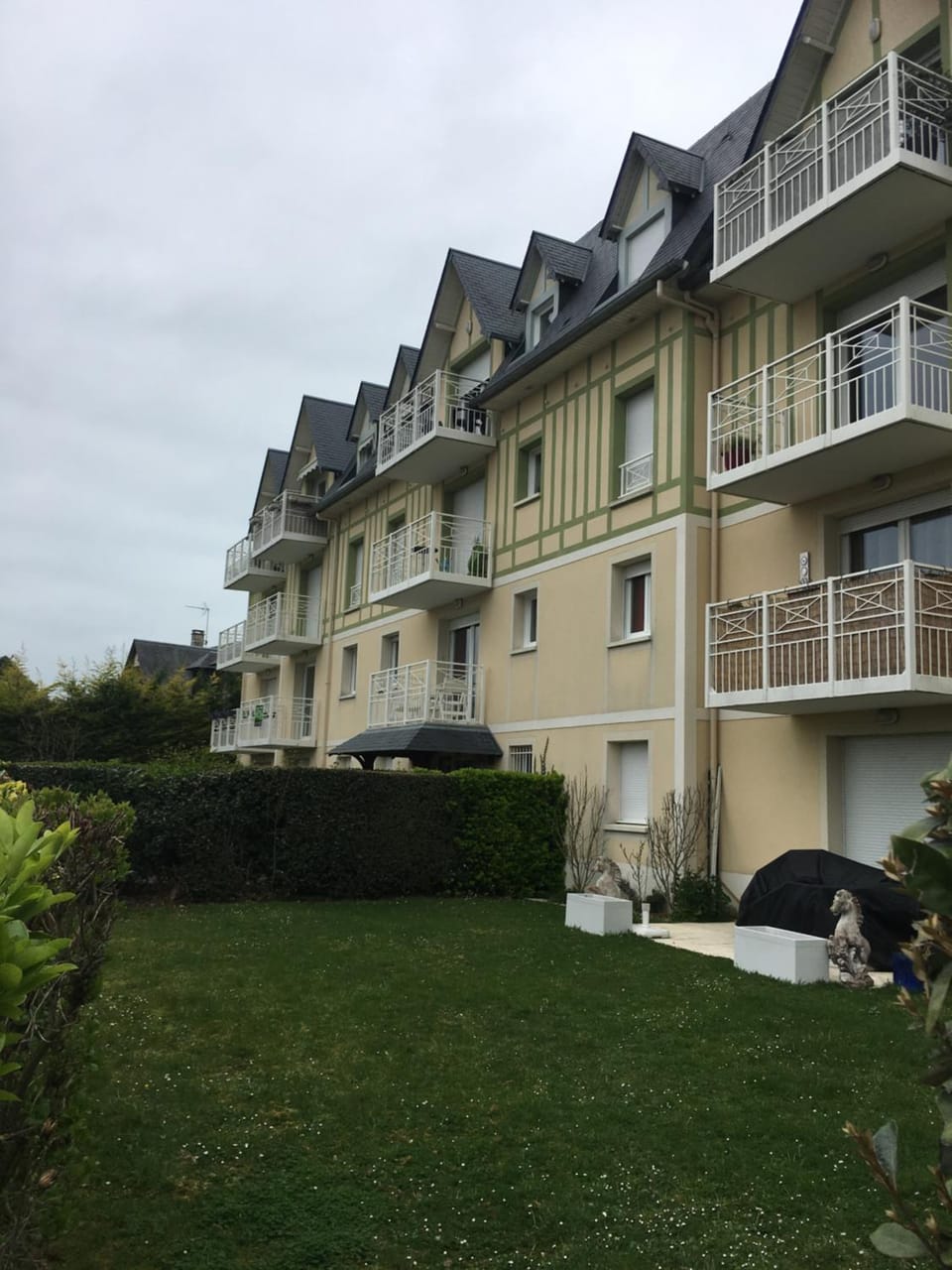 Vallon 3 pièces avec balcon Apartment in Deauville