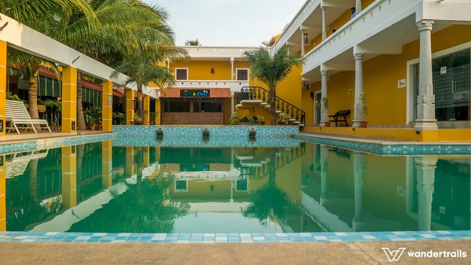 Property building, Pool view, Swimming pool
