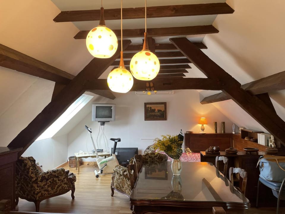 Maison familiale avec clim et wifi au cœur de la Montagne Bourbonnaise - FR-1-489-277 House in Auvergne-Rhône-Alpes