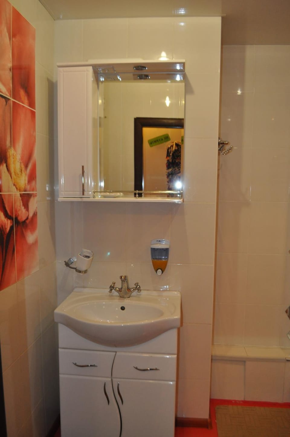 Bathroom, Decorative detail, Area and facilities