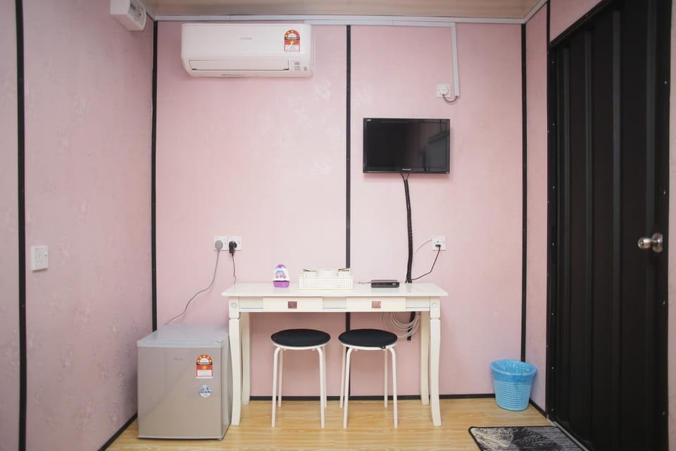 Communal lounge/ TV room, TV and multimedia, Coffee/tea facilities