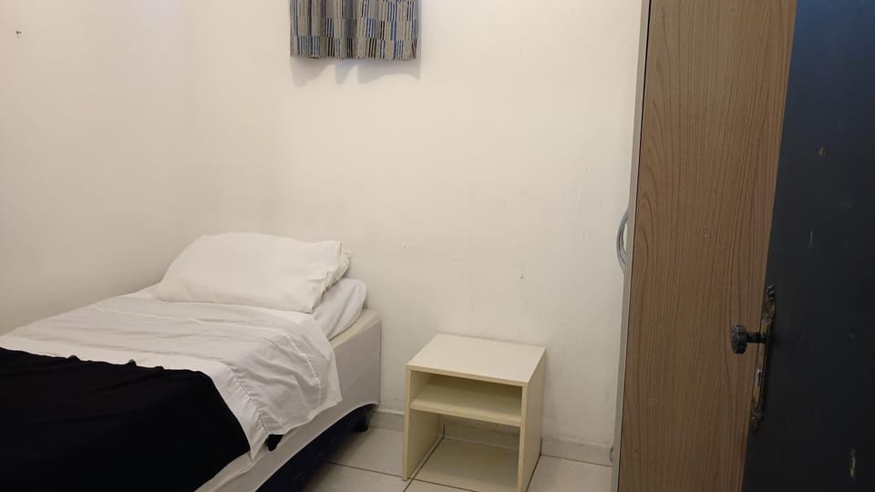 Hospedaria Pinheiros Hostel Bed and Breakfast in Sao Paulo City